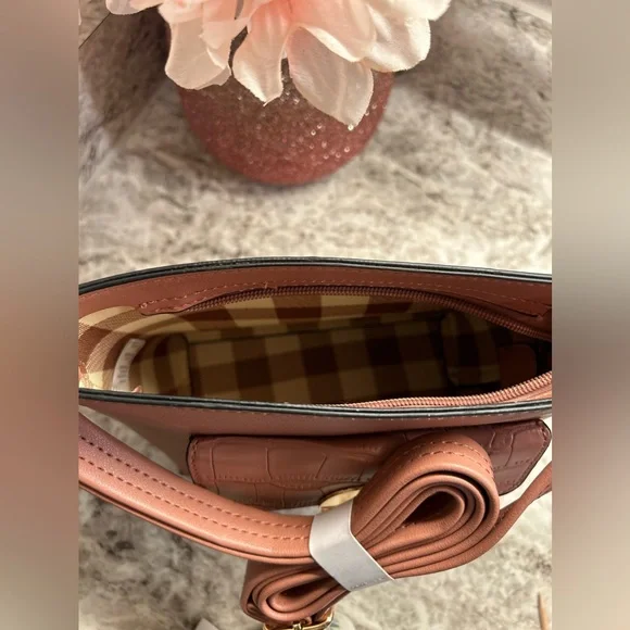 NWOT Muave Pink Croc Detail Crossbody - Picture 12 of 16